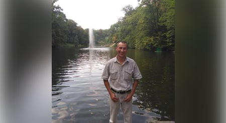 олександр4 logo builders.co .ua 1